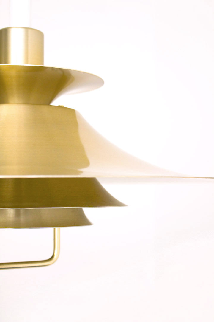 Frandsen Belysning Deens design lamp