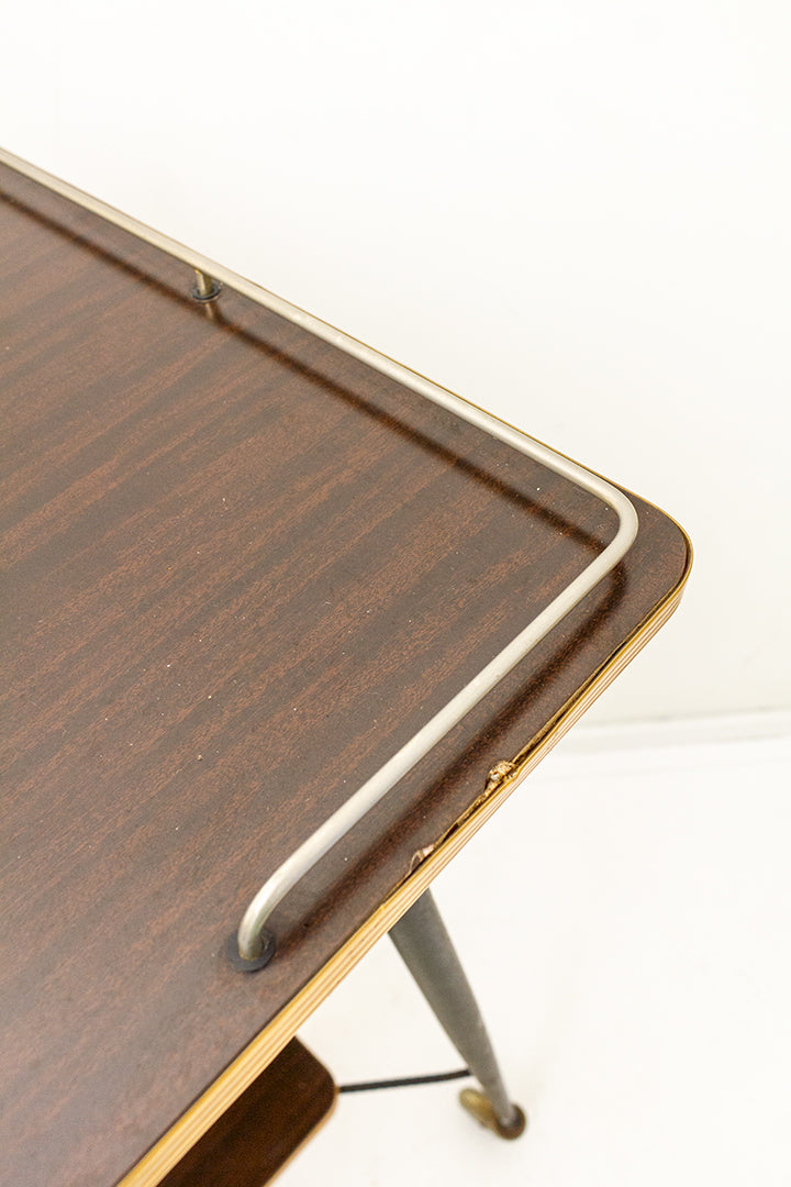 Franse bijzettafel/serveerwagen metalen frame met houtfineer en messing details