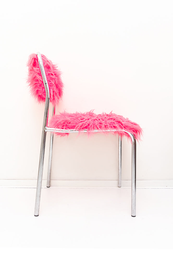 Furry stoel met verchroomd buisframe neon roze