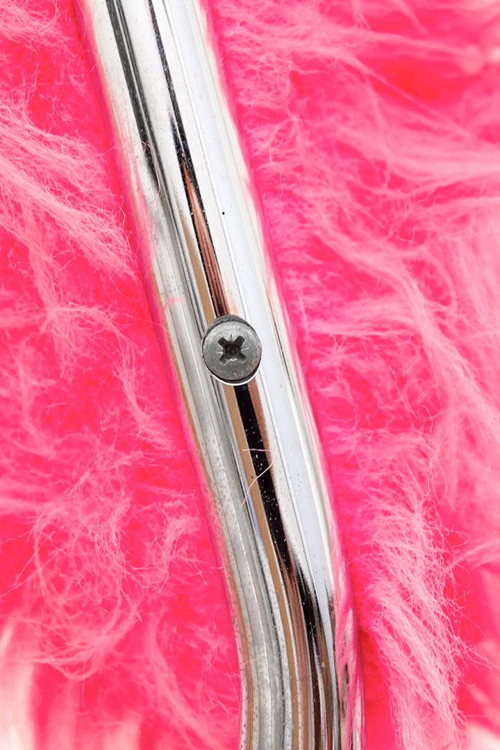 Furry stoel met verchroomd buisframe neon roze