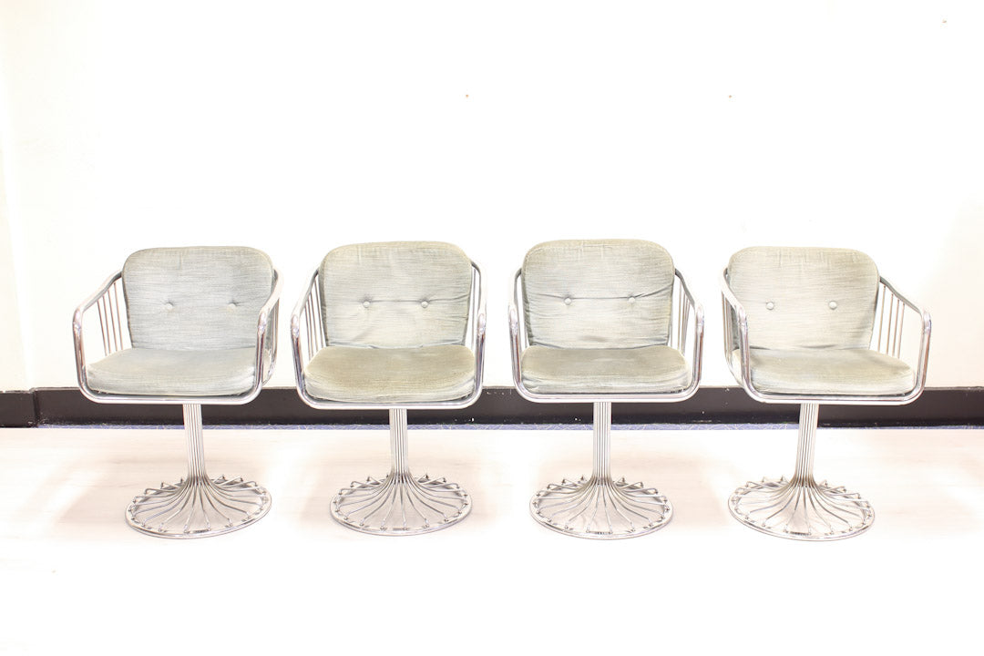 Draadstalen eettafel + stoelen in Gastone Rinaldi stijl chrome