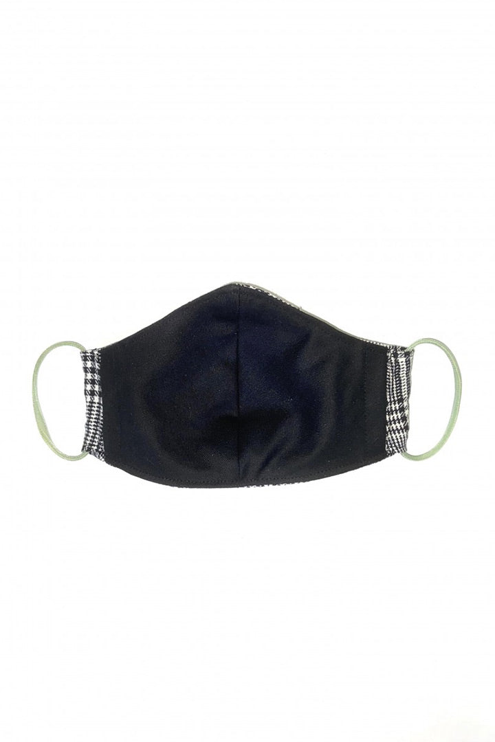 Geruit katoenen mondkapje zwart wit Liesbeth Sterkenburg unisex