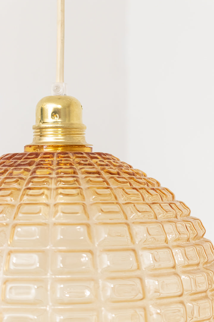 Globe hanglamp jaren 70 amberkleurig in Aloys F Gangkofner-stijl