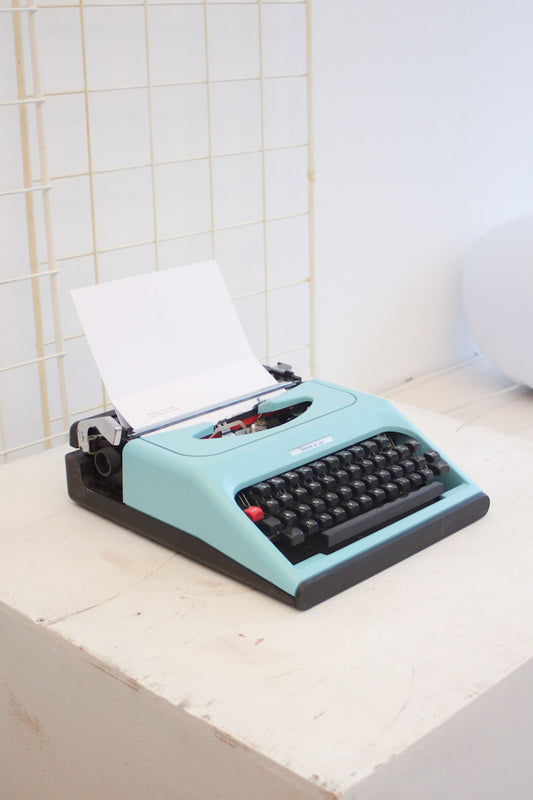 Gracia De Luxe vintage typemachine
