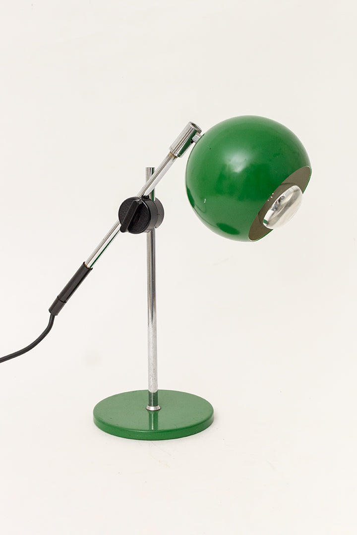 Groene vintage bureaulamp met bolvormige kap