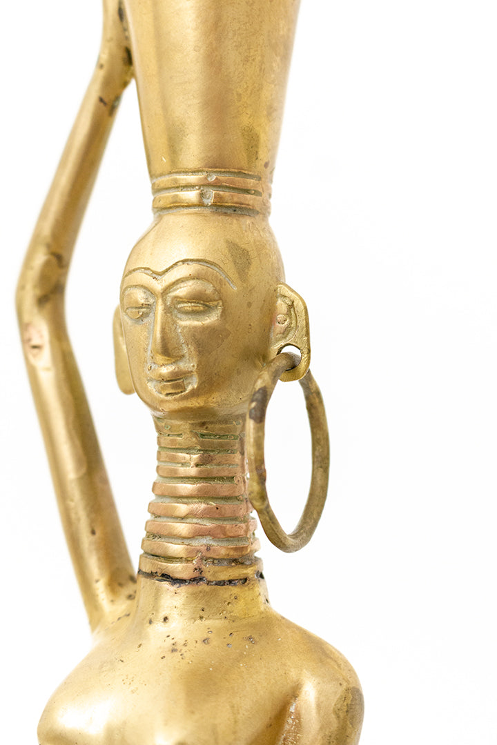 root vintage messing beeld van een Afrikaanse vrouw