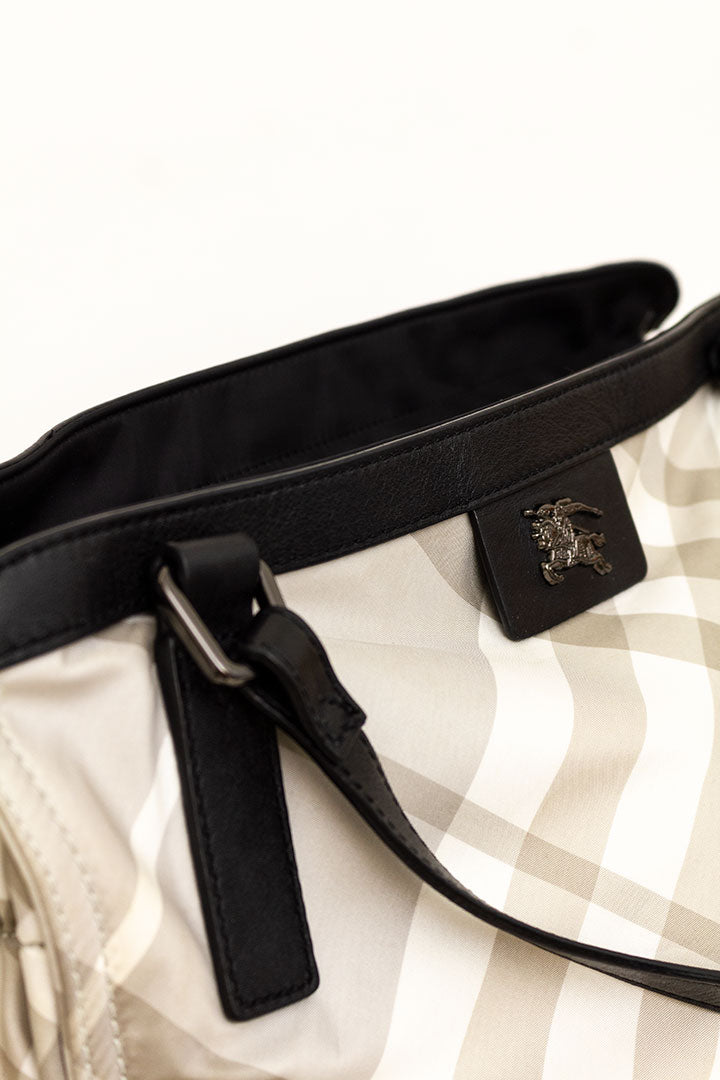 Grote Burberry Buckleigh tas grijs/wit/zwart