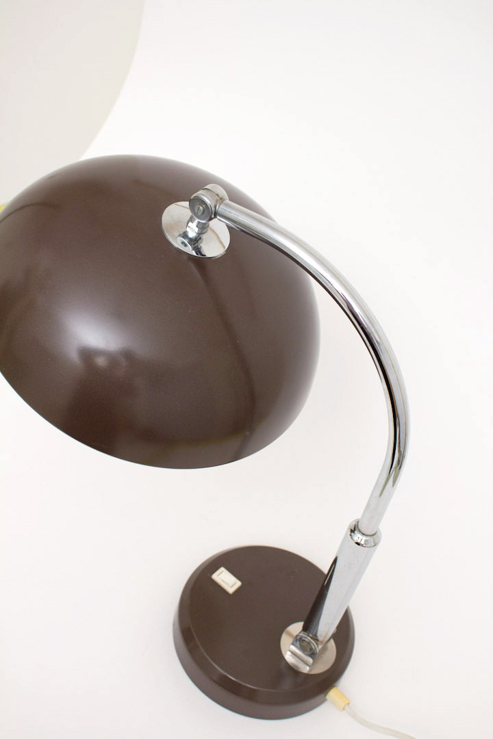 Jaren 70 bruine bureaulamp Hala Busquet p-144 look