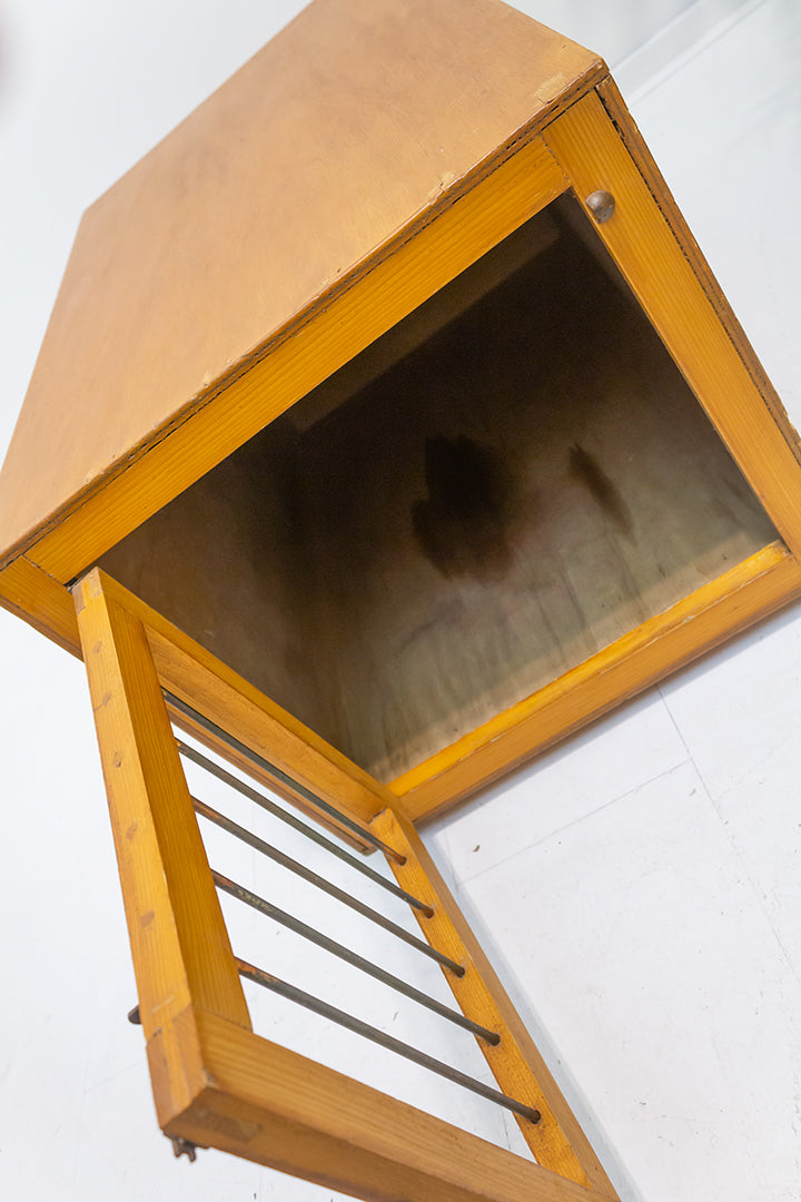 Hondenbench van hout vintage met handvatten aan de zijkant