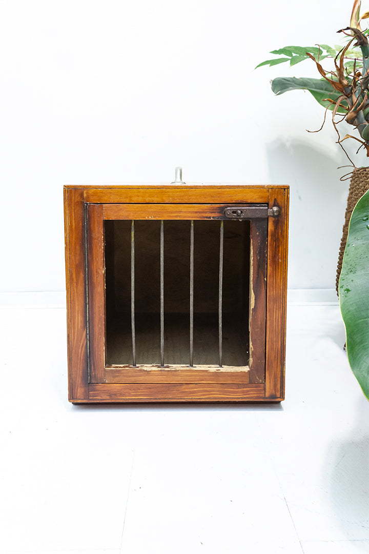 Houten hondenbench vintage met handvat aan de bovenzijde