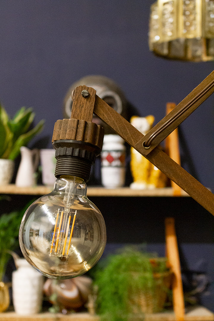 Houten schaarlamp vintage met nieuwe LED globe