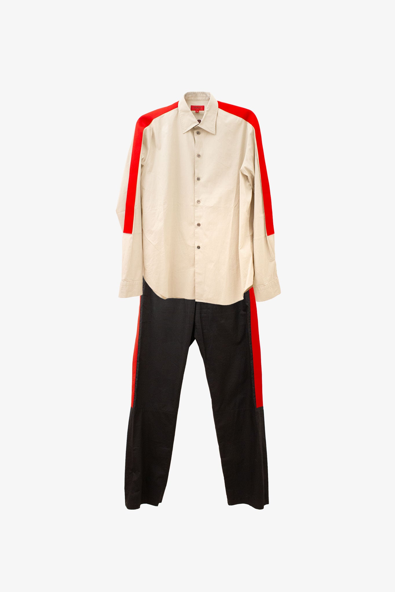 Hugo Boss set (overhemd en pantalon) met rood contrast band