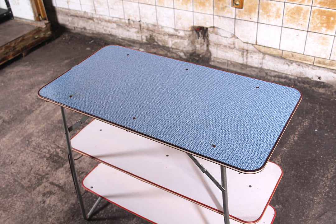 Opklapbare vintage formica bijzettafel