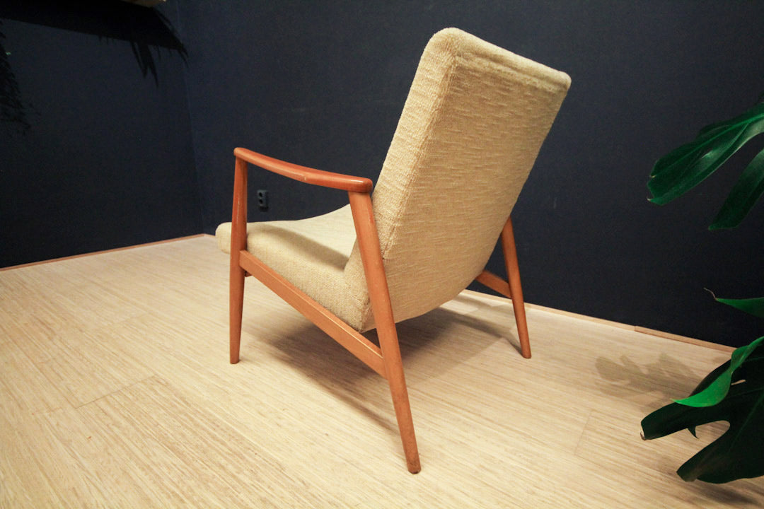 Jaren 60 / 70 vintage fauteuil creme
