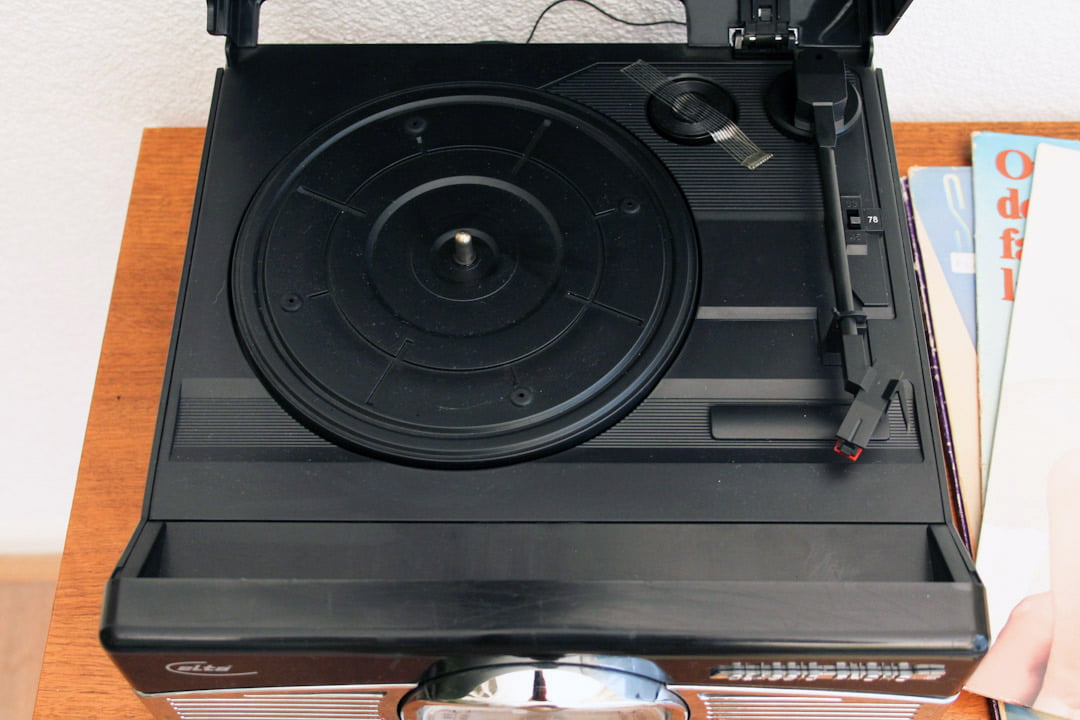 Elta retro platenspeler + radio