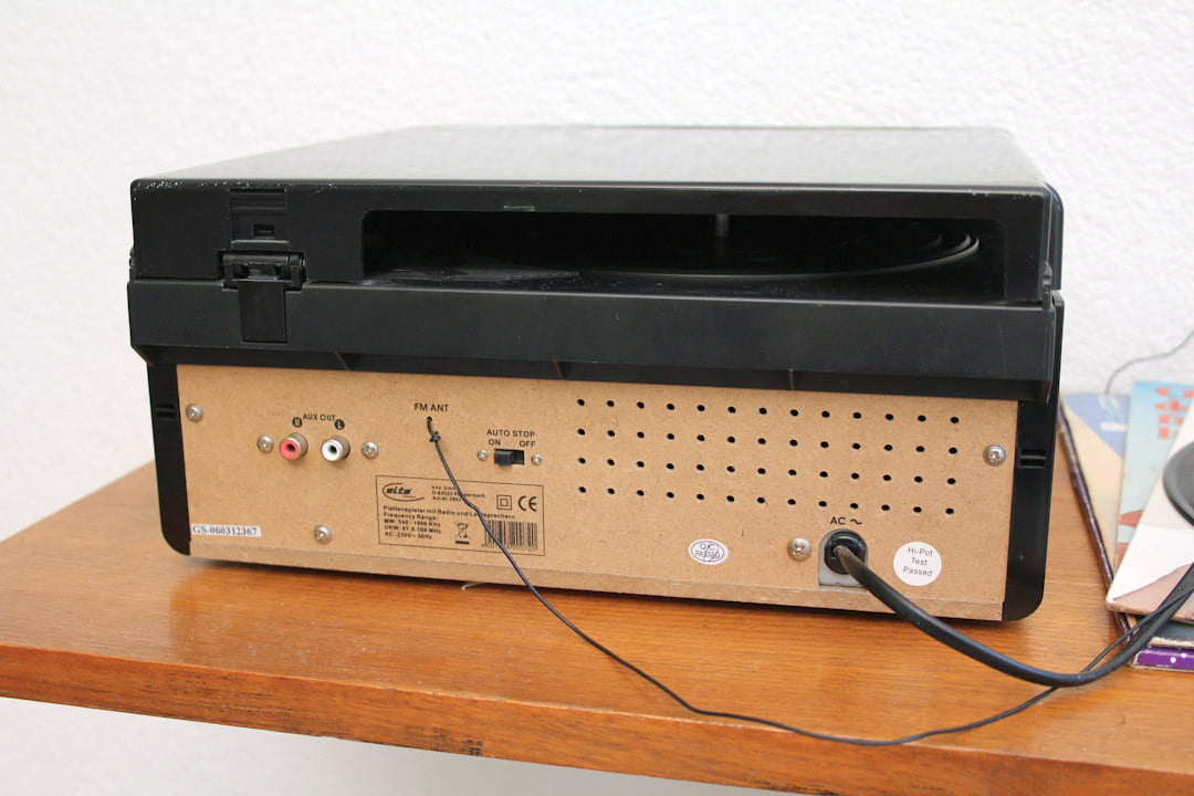 Elta retro platenspeler + radio