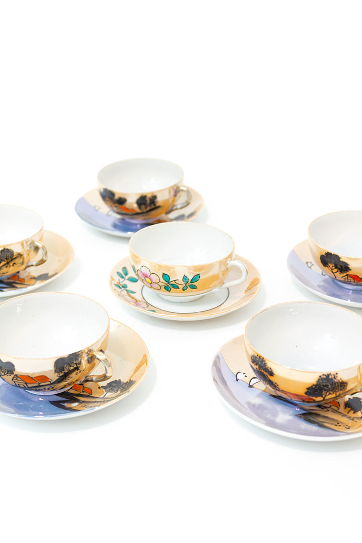 Japans servies kop en schotel 12-delig zalmroze porselein met print jaren 30