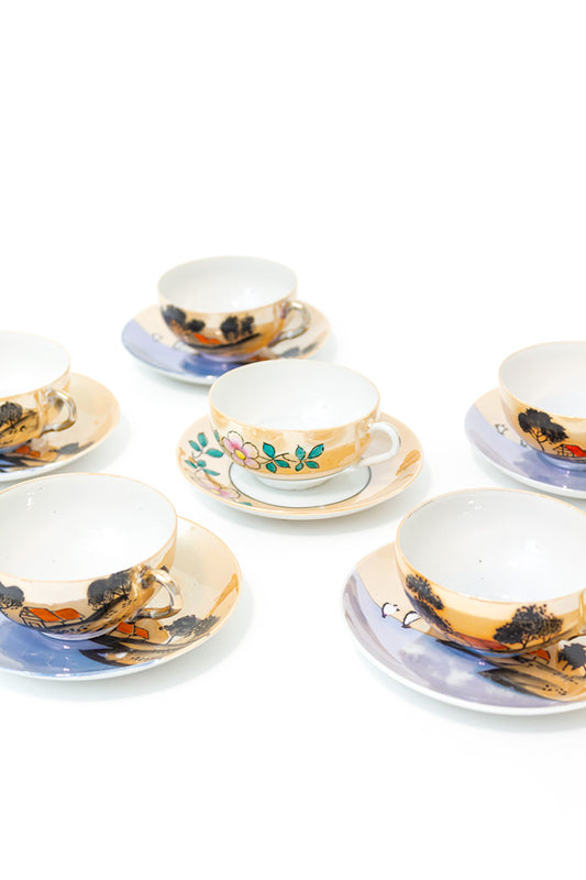 Japans servies kop en schotel 12-delig zalmroze porselein met print jaren 30