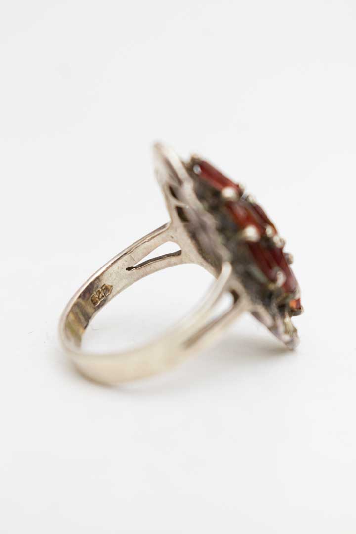 Jaren 20 925 zilveren ring ingelegd met marcasiet en roze granaat