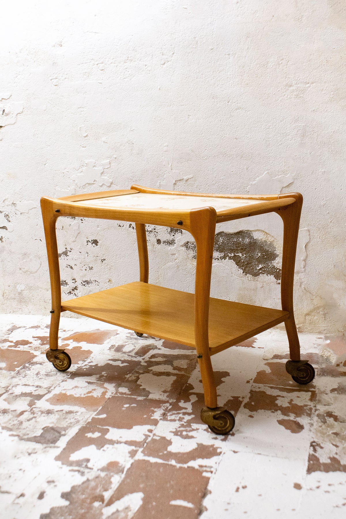 Jaren 50 houten betegelde keramieken Grunstadt barcart trolley