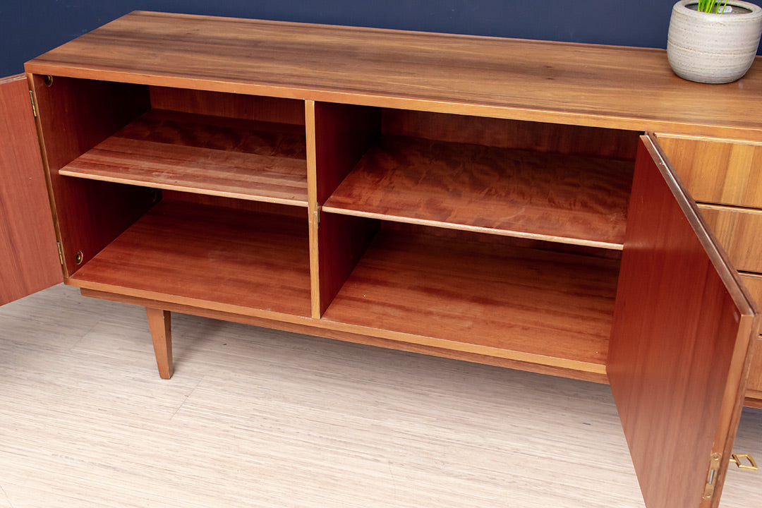 Jaren 60 dressoir met teak fineer Paschen Duitsland