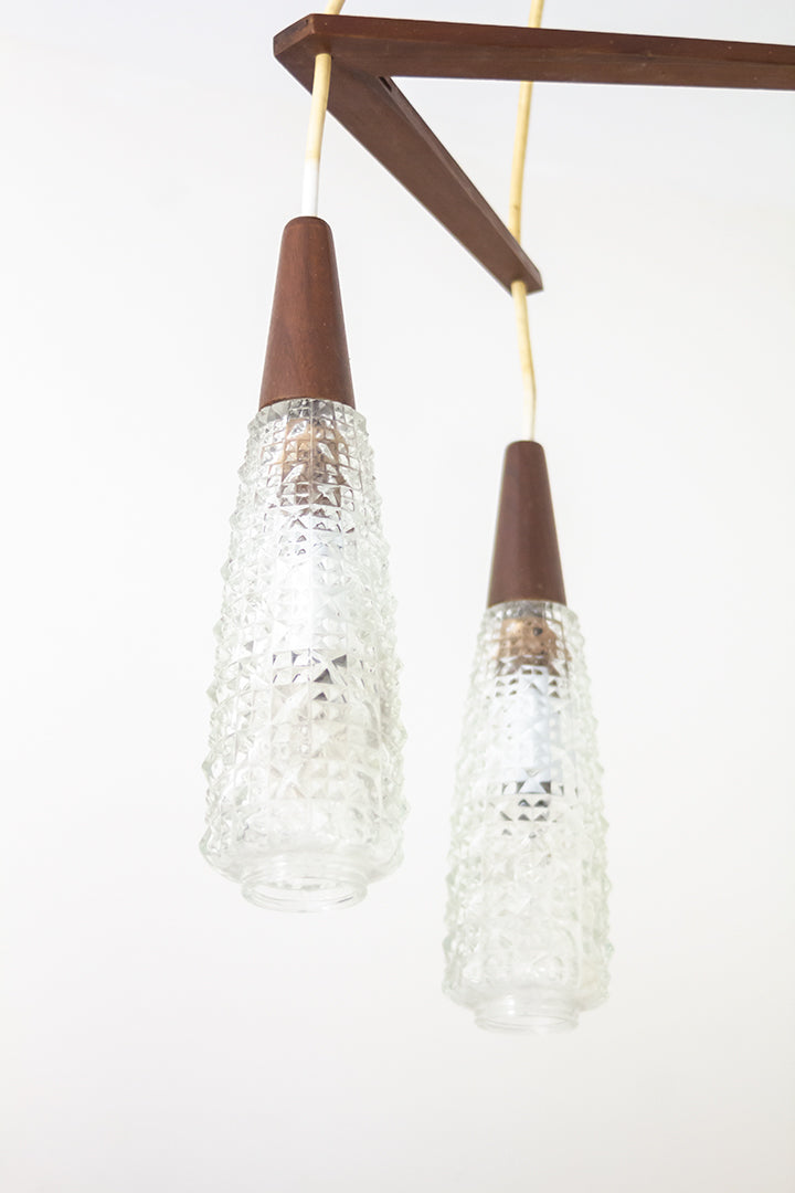 Jaren 60 hanglamp met houten boemerang en 3 lichtbronnen Louis Kalff Philips stijl