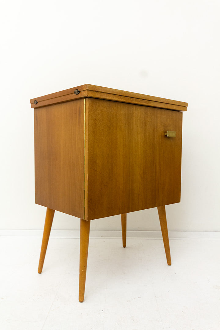 Jaren 60 houten kastje of klein bureautje