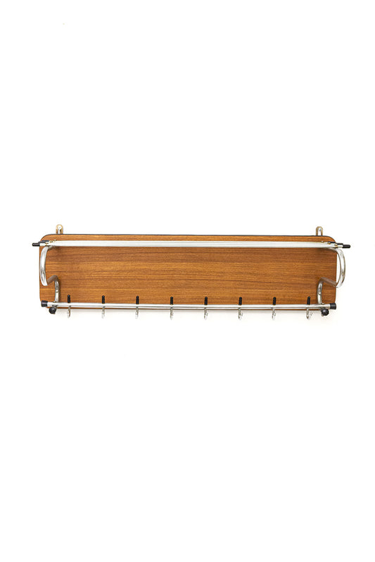 Jaren 60 wandkapstok met zwarte bies en basis van teak-fineer