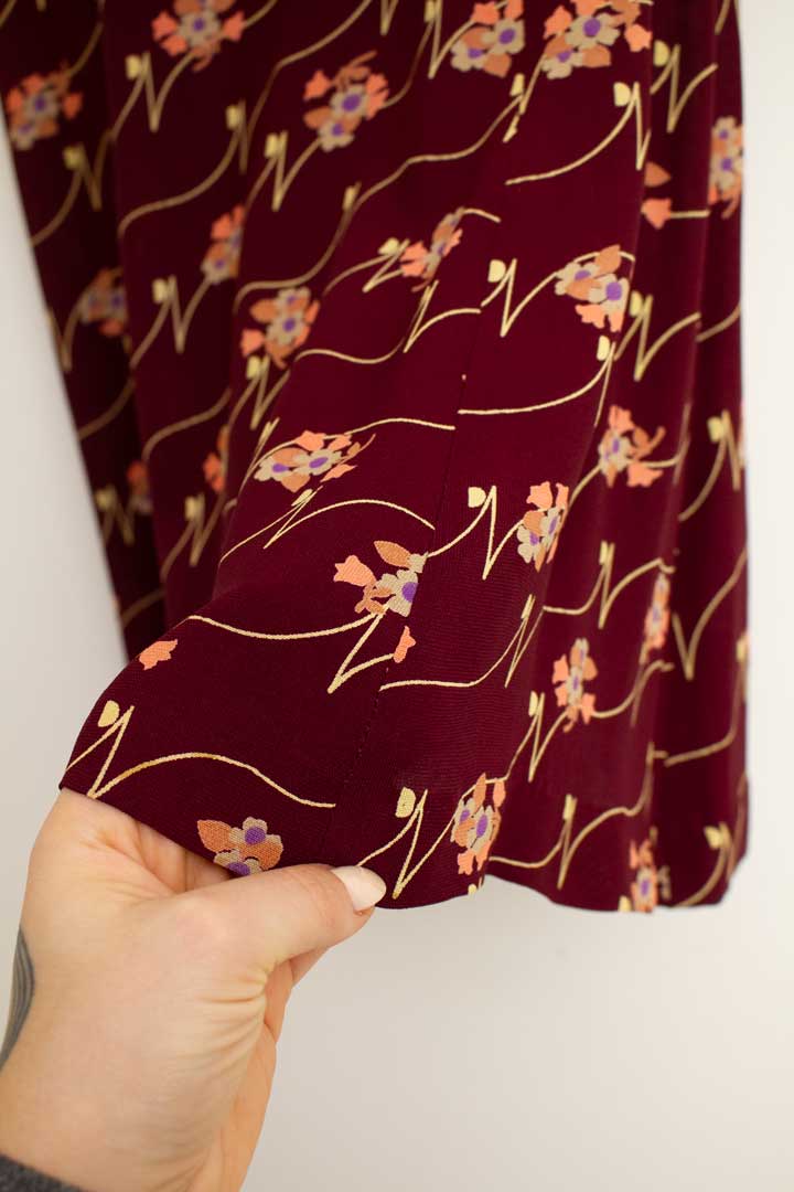 Jaren 70 bordeaux gebloemd chiffon set Bus Stop London by Lee Bender