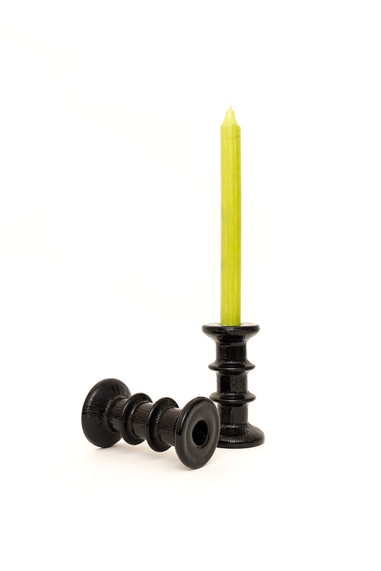 Jaren 70 kandelaar van zwart glas Staffan Gellerstedt x Pukeberg Glasbruk