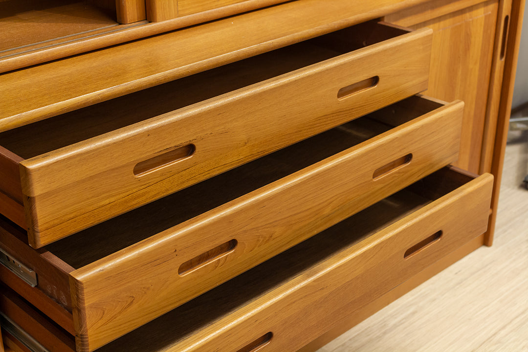 Mobel Kraft teak houten dressoir en wandkast