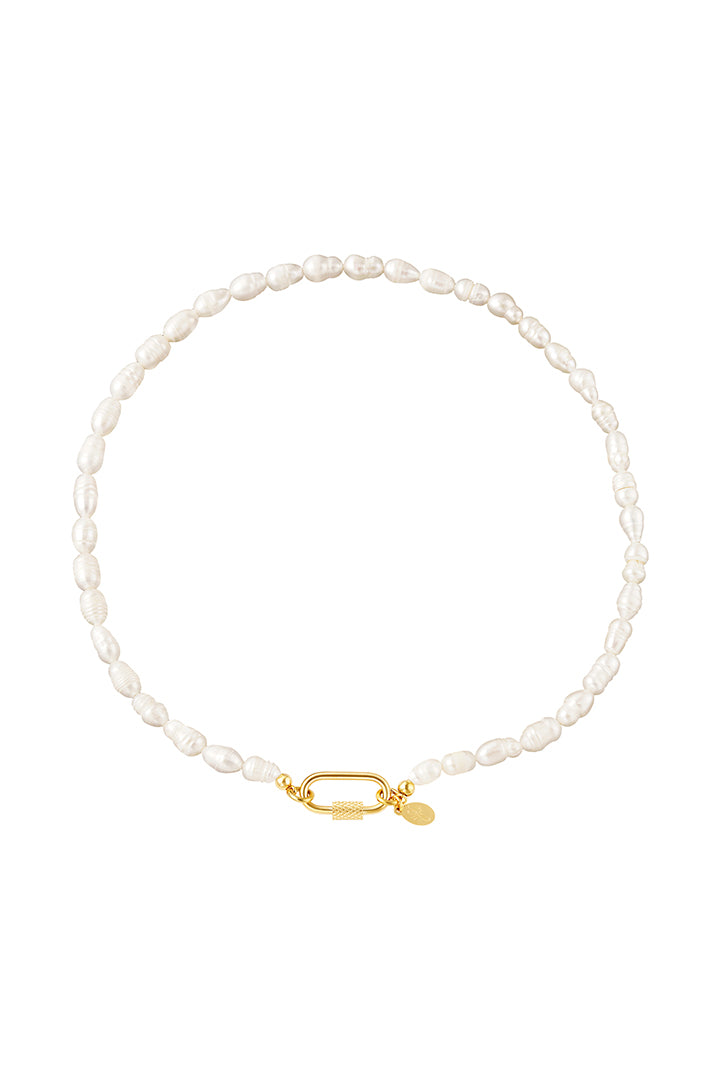 Ketting met parels en ovale sluiting