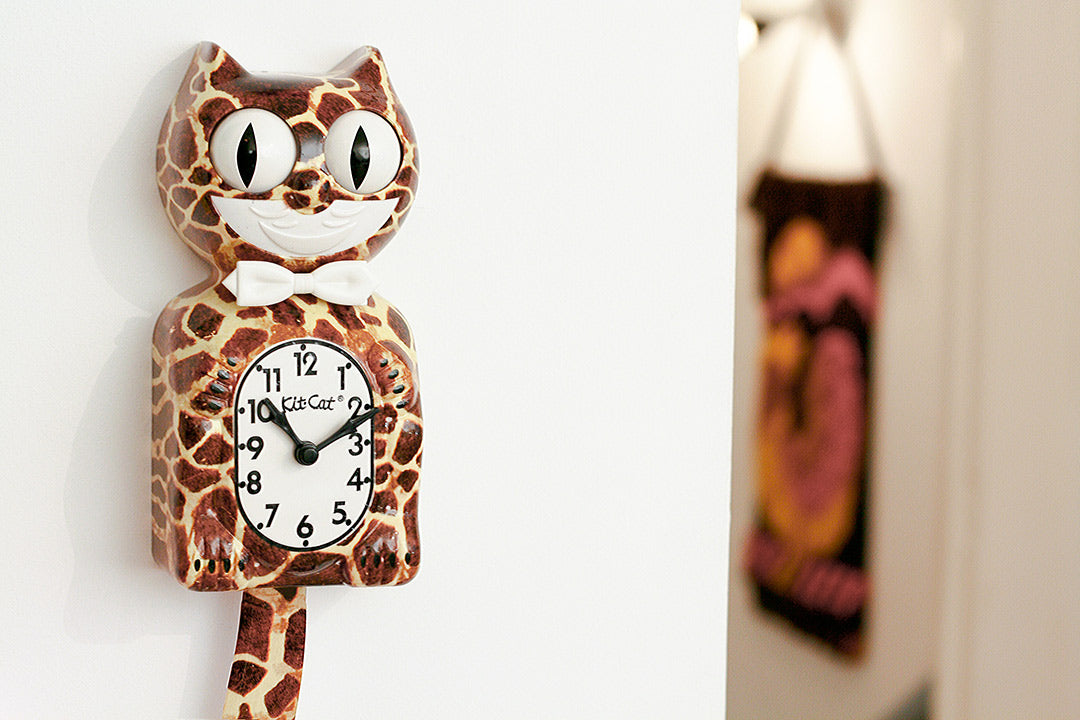 Kit-Cat Klock Giraffe klok