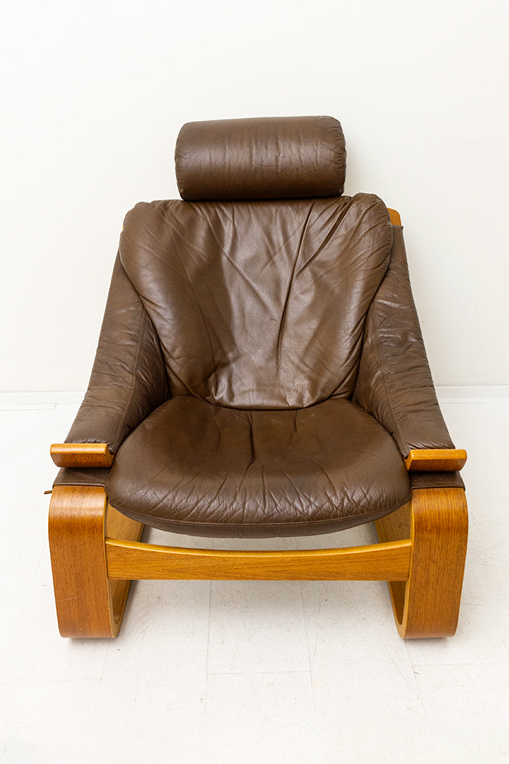 Kroken Ake Fribytter vintage fauteuil met bruine leren bekleding jaren 70