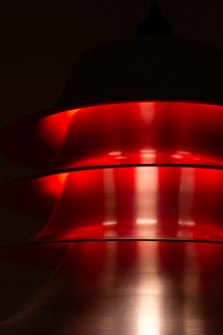 Vintage Lakro hanglamp gelaagd aluminium - rood