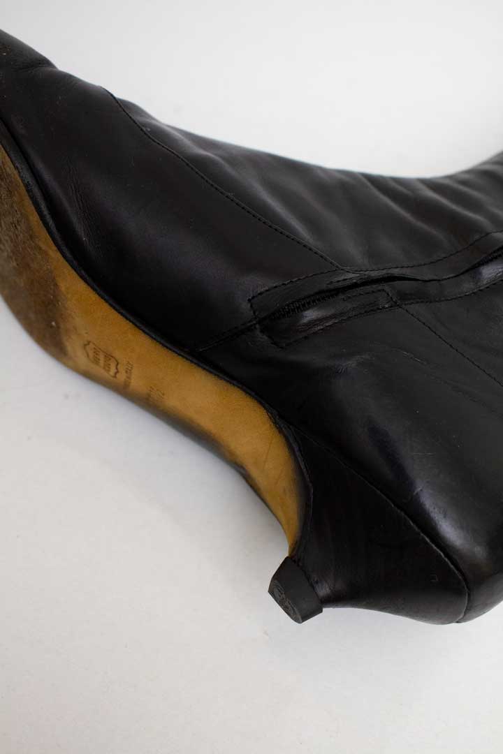 Zwarte leren Marni kitten heel laarzen