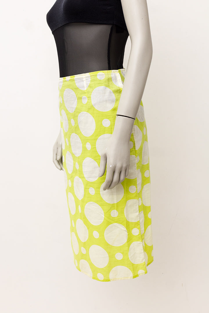 Limoengroene vintage kokerrok met witte polkadots