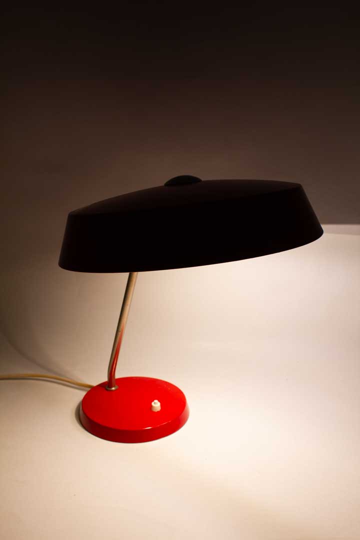 Louis Kalff Narva rode bureaulamp