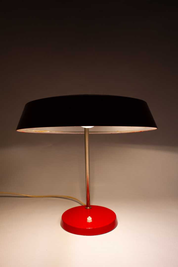 Louis Kalff Narva rode bureaulamp