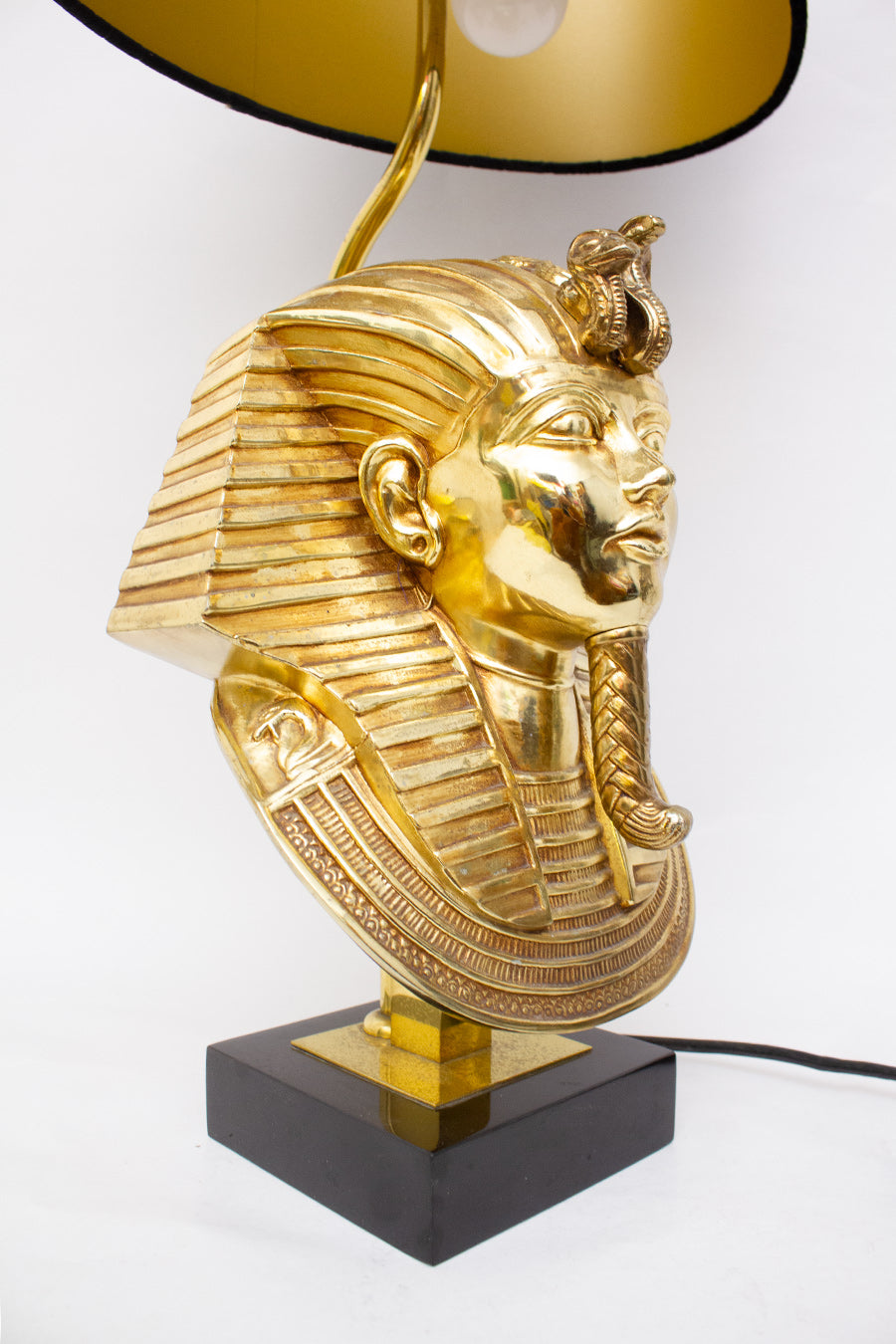  Lusterie DeKnudt Farao 70s tafellamp verguld Noir de Mazy