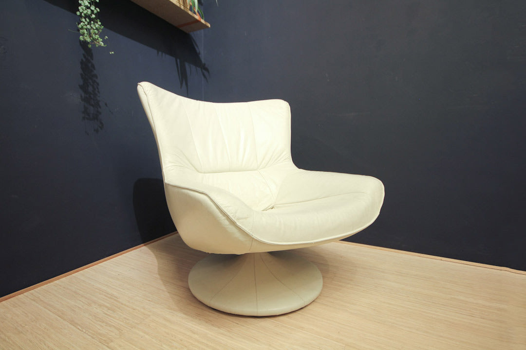 Luxe vintage space age lounge fauteuil leer wit