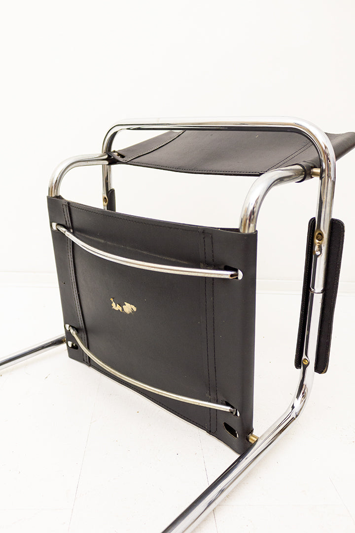 MG5 stoel Marcel Breuer x Matteo Grassi replica met buizenframe en zwarte skai-leer bekleding