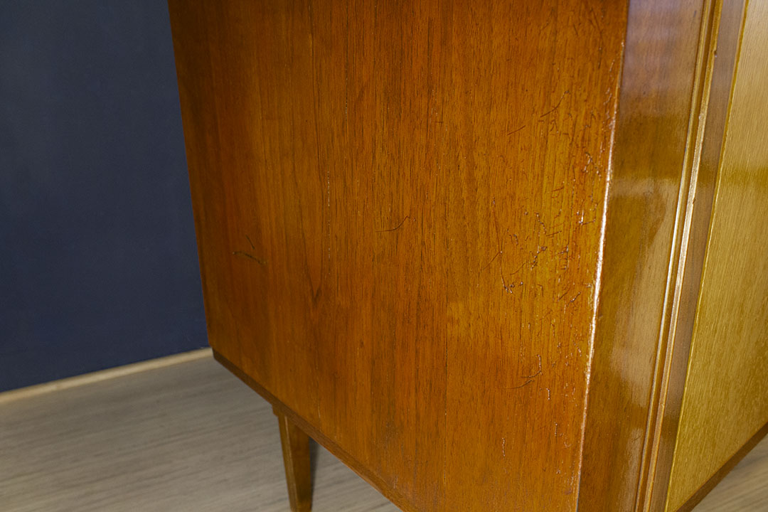 Mahonie Eikenfineer vintage dressoir met 4 lades en deurtjes
