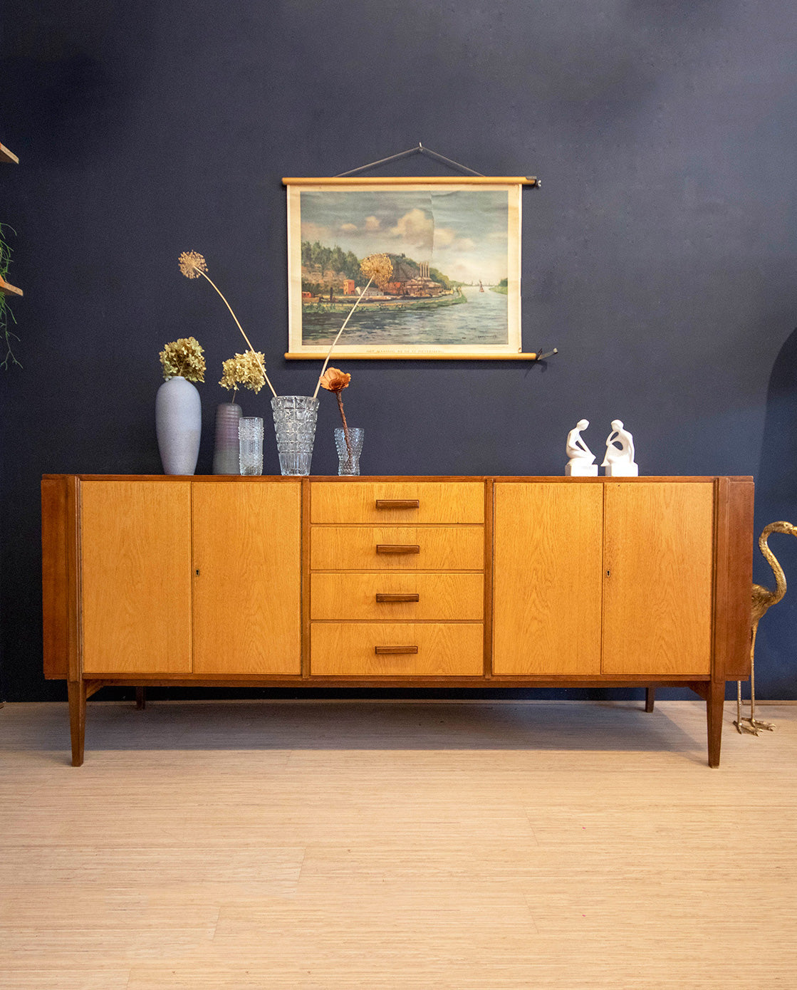 Mahonie Eikenfineer vintage dressoir met 4 lades en deurtjes