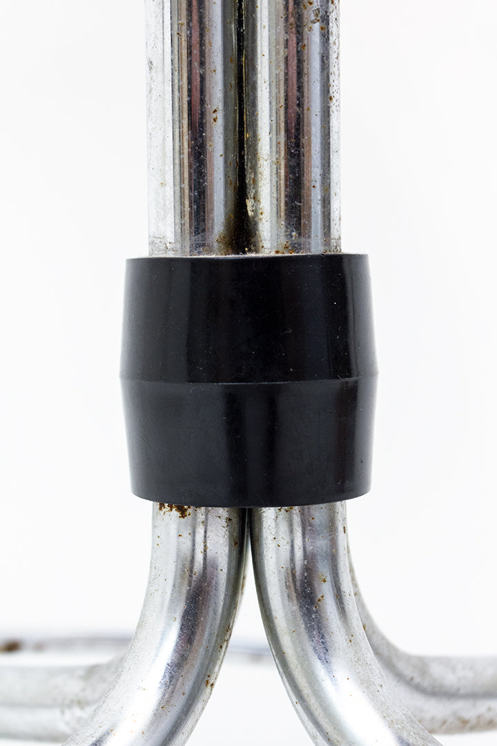 Middelhoge vintage kruk met elegante poot verchroomd