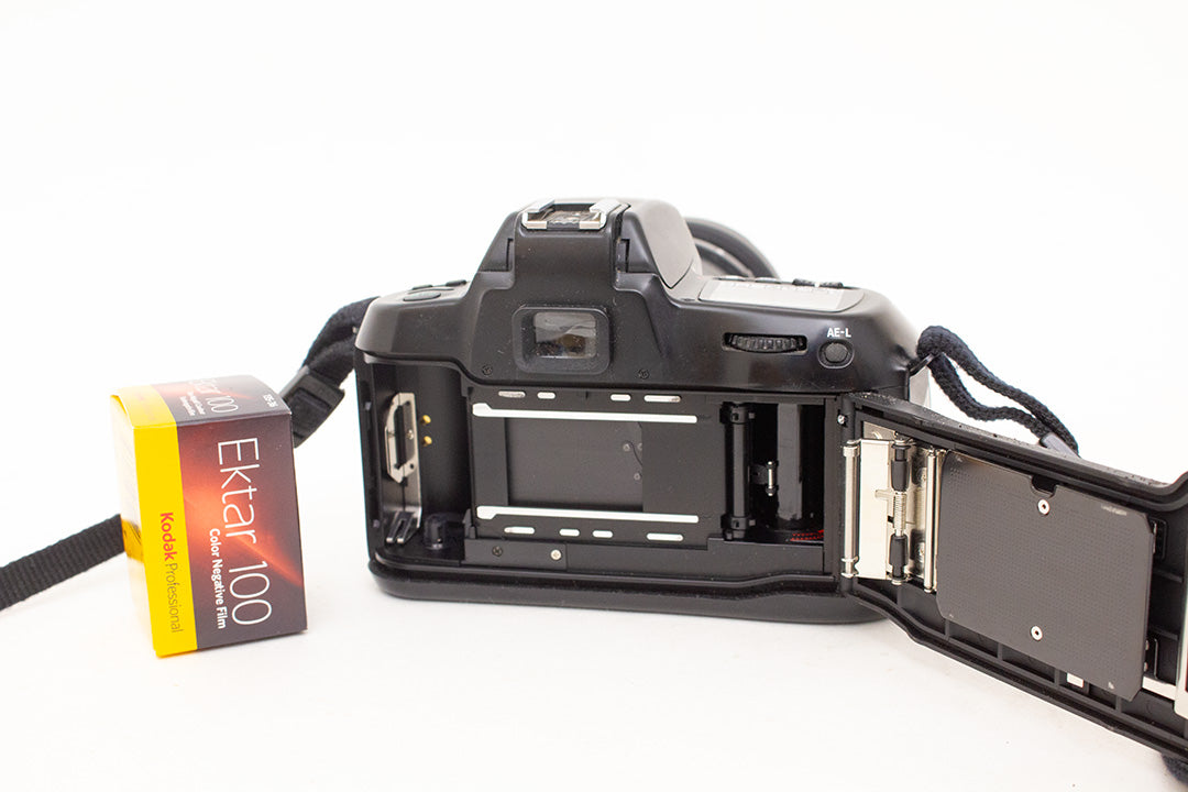 Nikon F70 + Tamron 28-200
