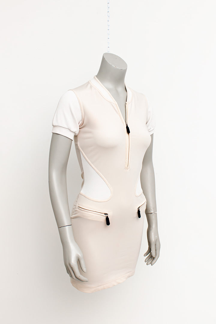 Nude kleurige jurk Marithé + Francois Girbaud