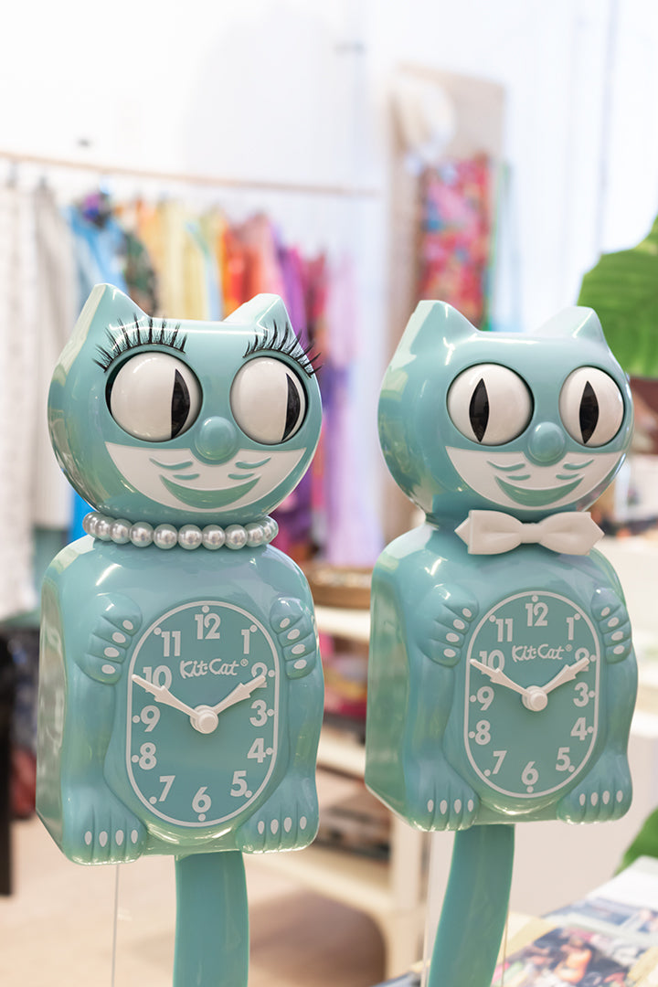 Ocean Waves Lady Kit-Cat mintgroene retro klok