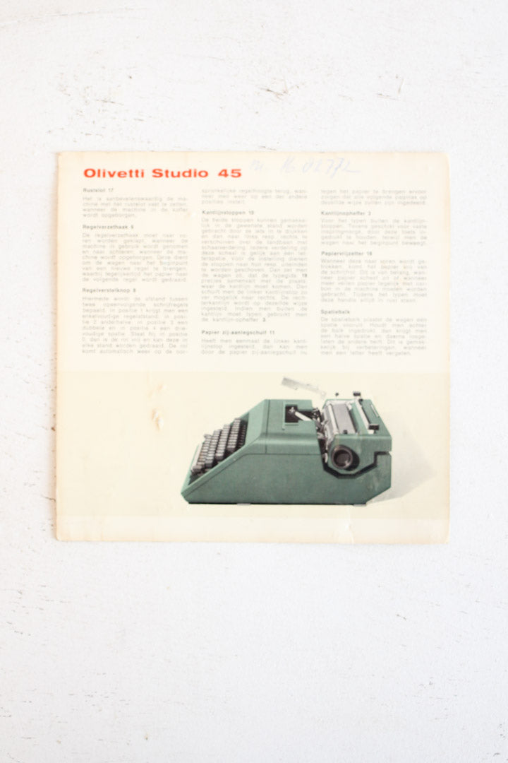 Olivetti Studio 45 turquoise typemachine