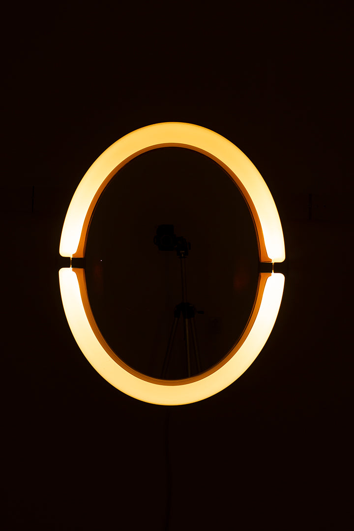 Ovale Allibert spiegel kunststof met ingebouwde verlichting jaren 70